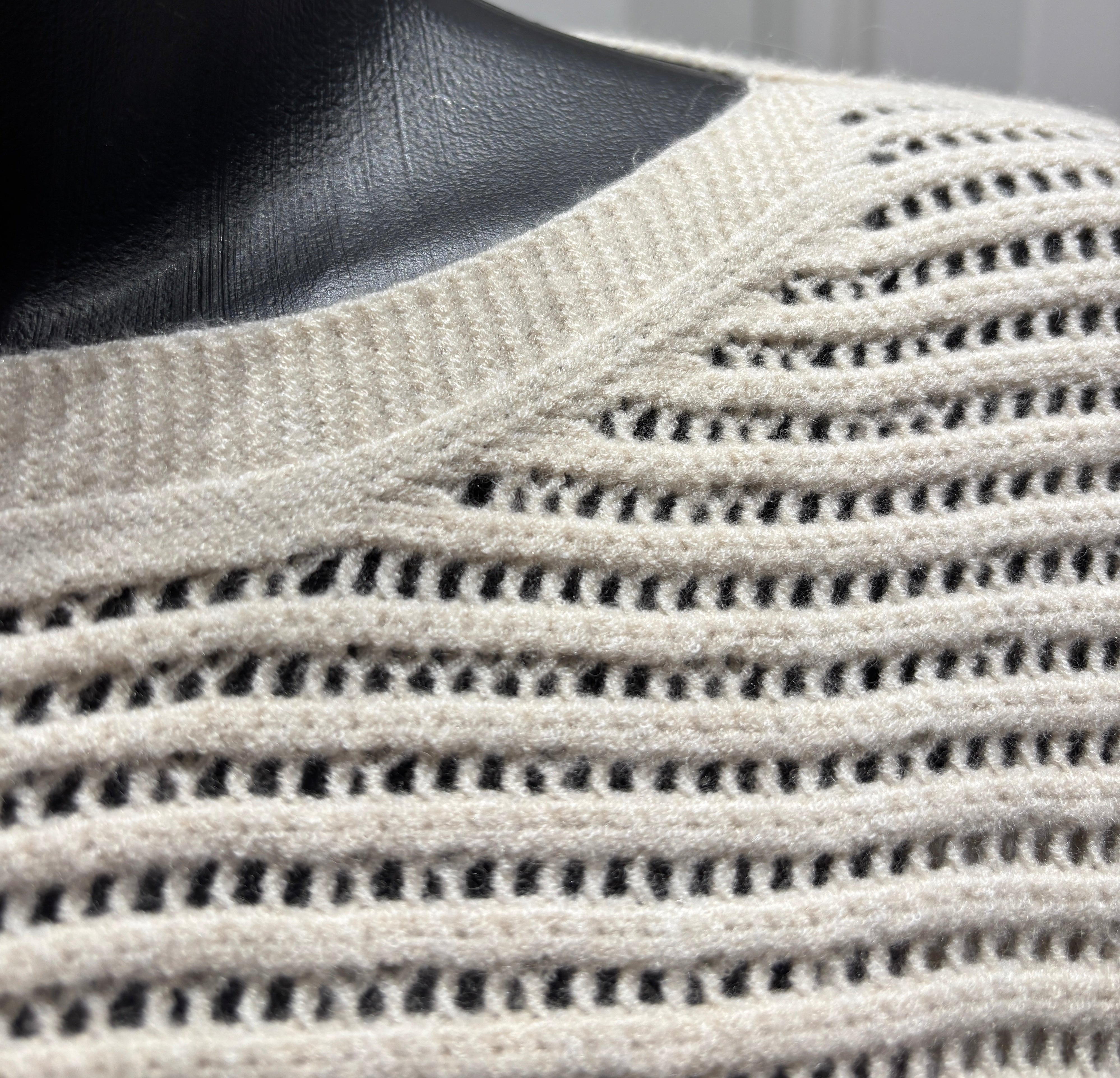 skin-friendly sweater gd21528