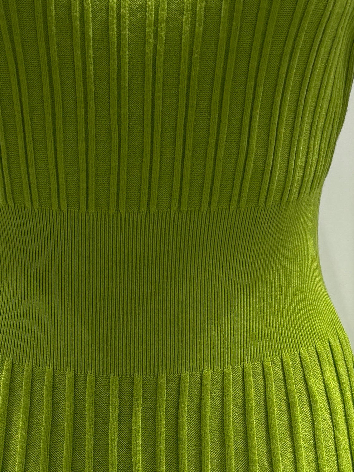 Long skirt sweater with fitted waist and long sleeves art.5201