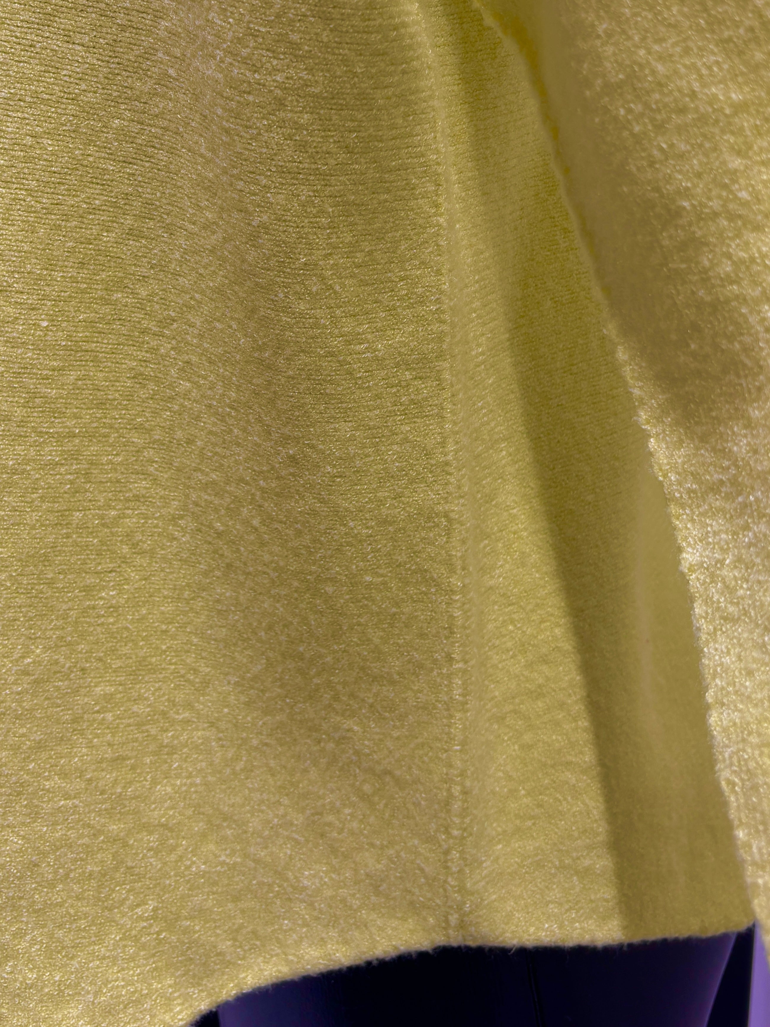 High neck, long sleeves. Classic and casual, perfect for spring. art.sy8861