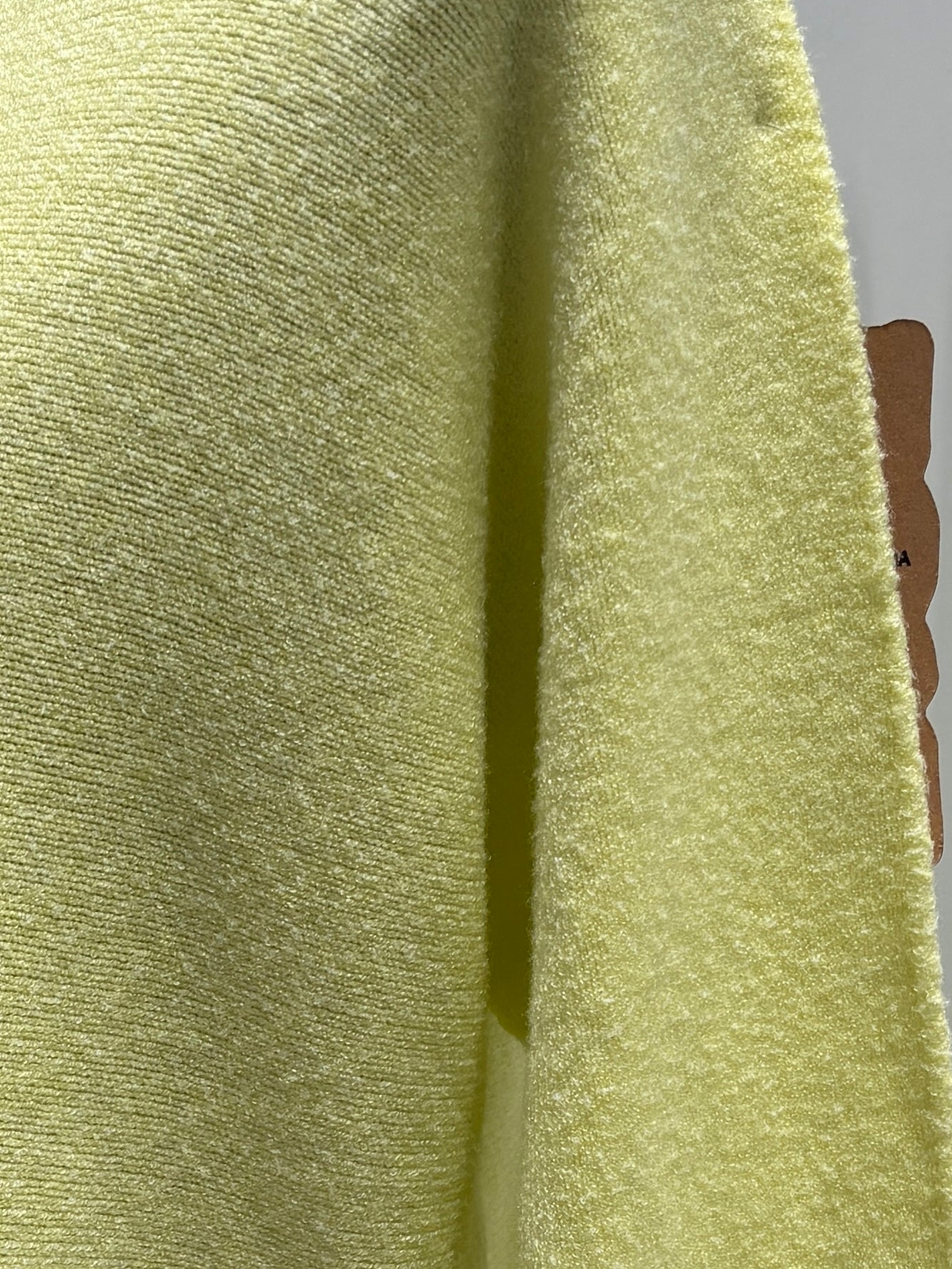 High neck, long sleeves. Classic and casual, perfect for spring. art.sy8861