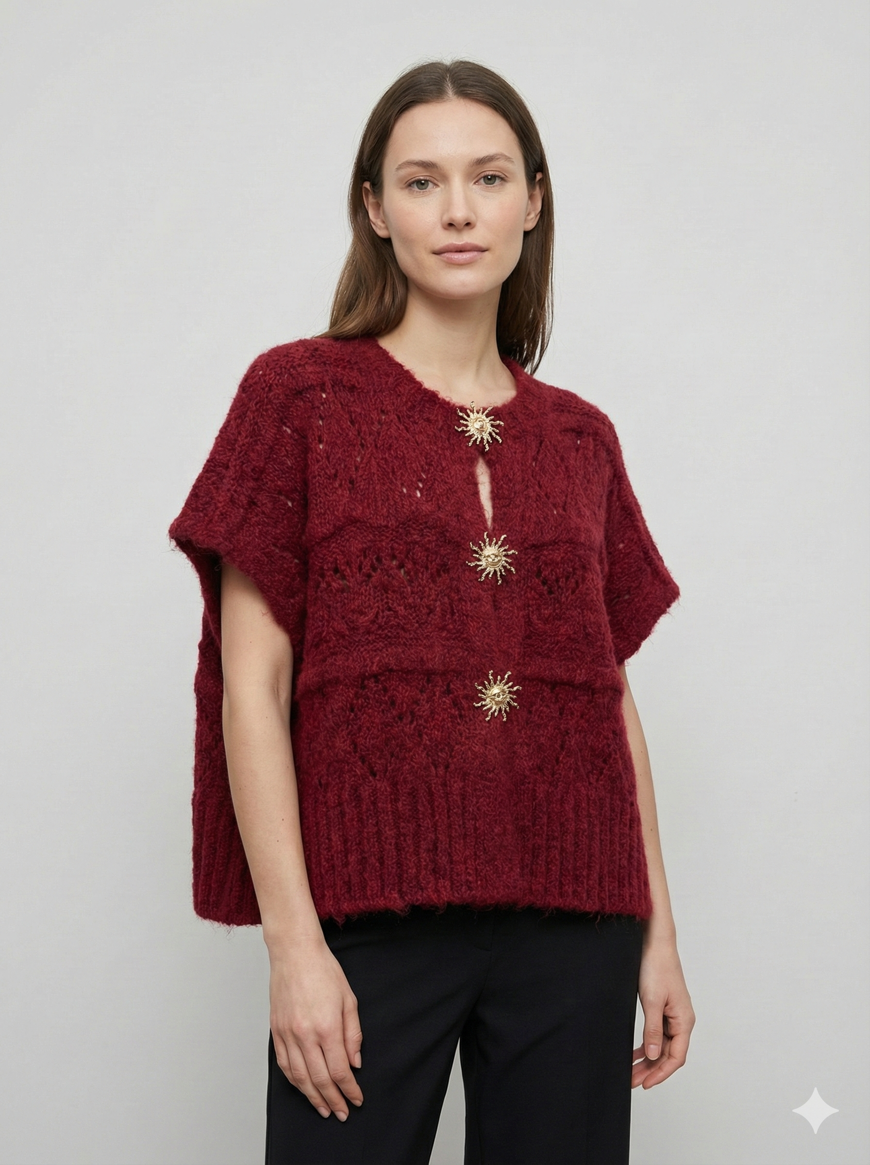 Sweater vest with metal buttons, sleeveless art.21611