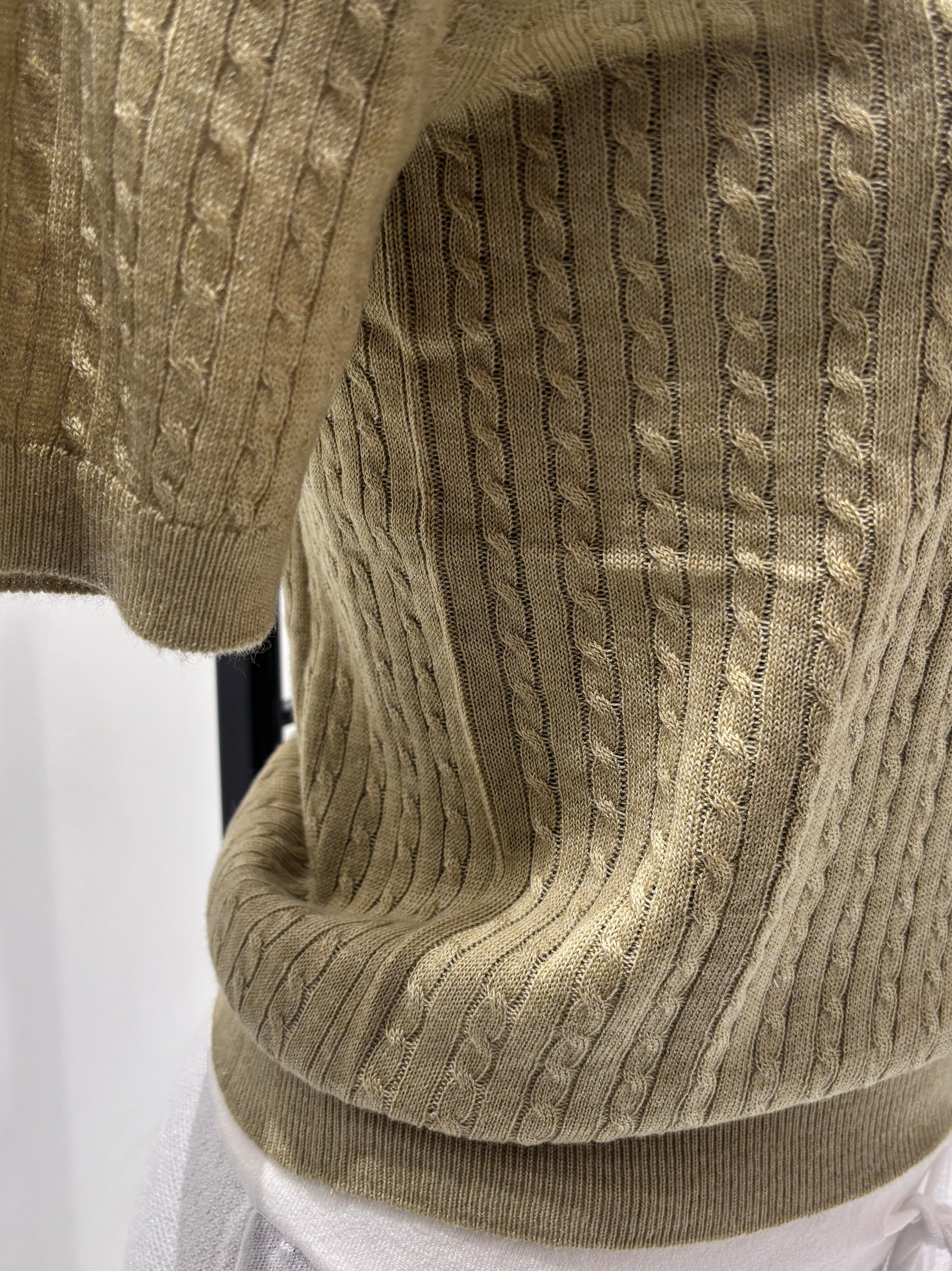 3D seamless short-sleeved crew neck sweater with twisted rope style, 33% wool.H8609