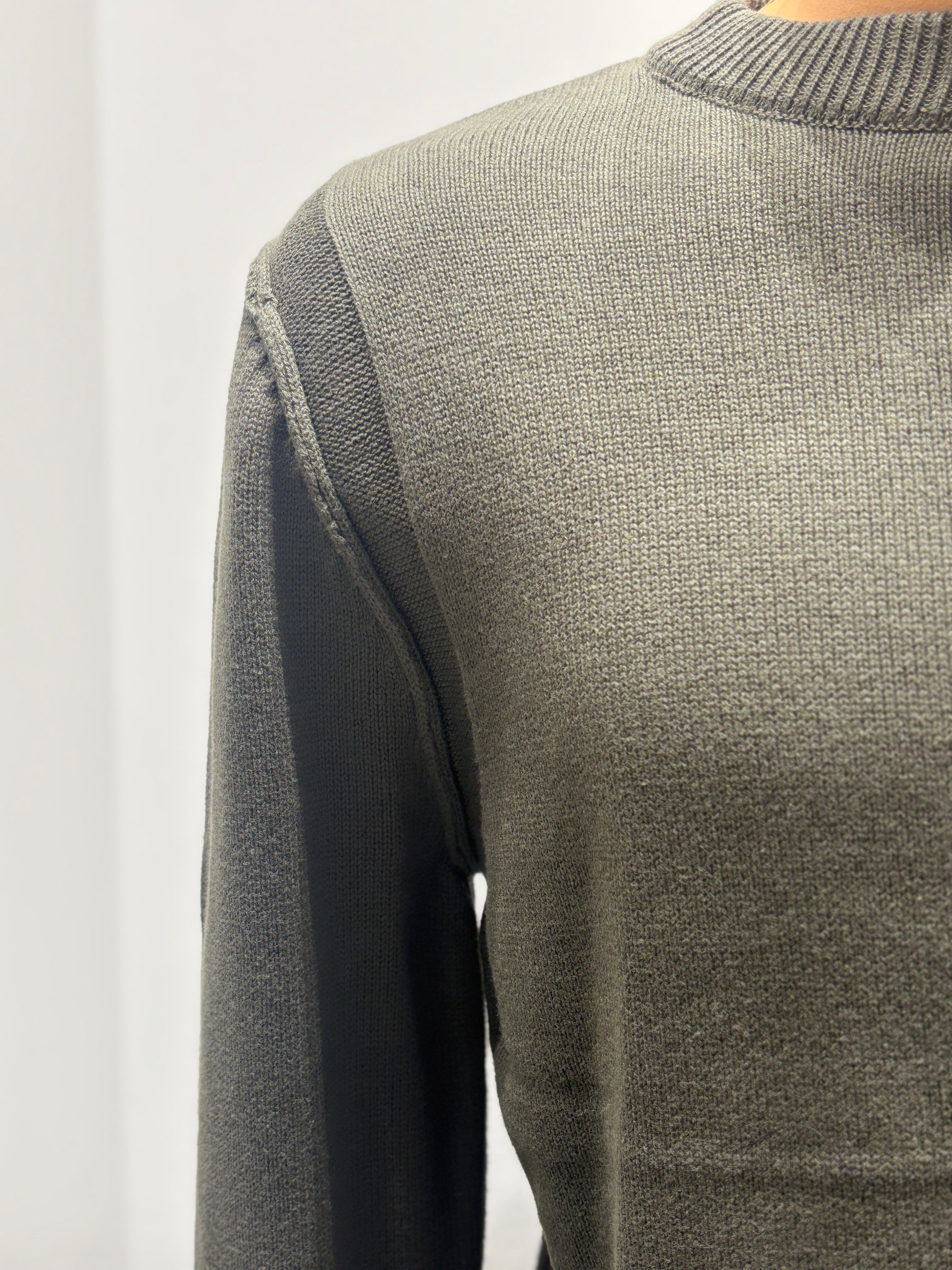 crew-neck cotton men sweater H046