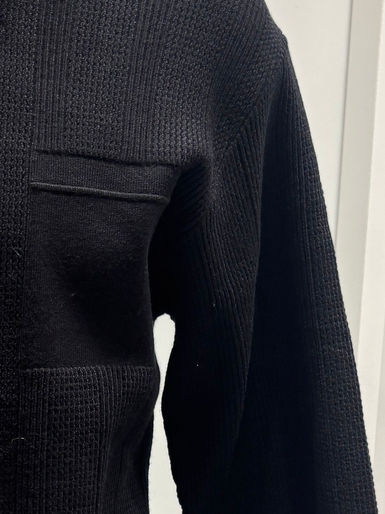 Men's fake pocket Sweater H026