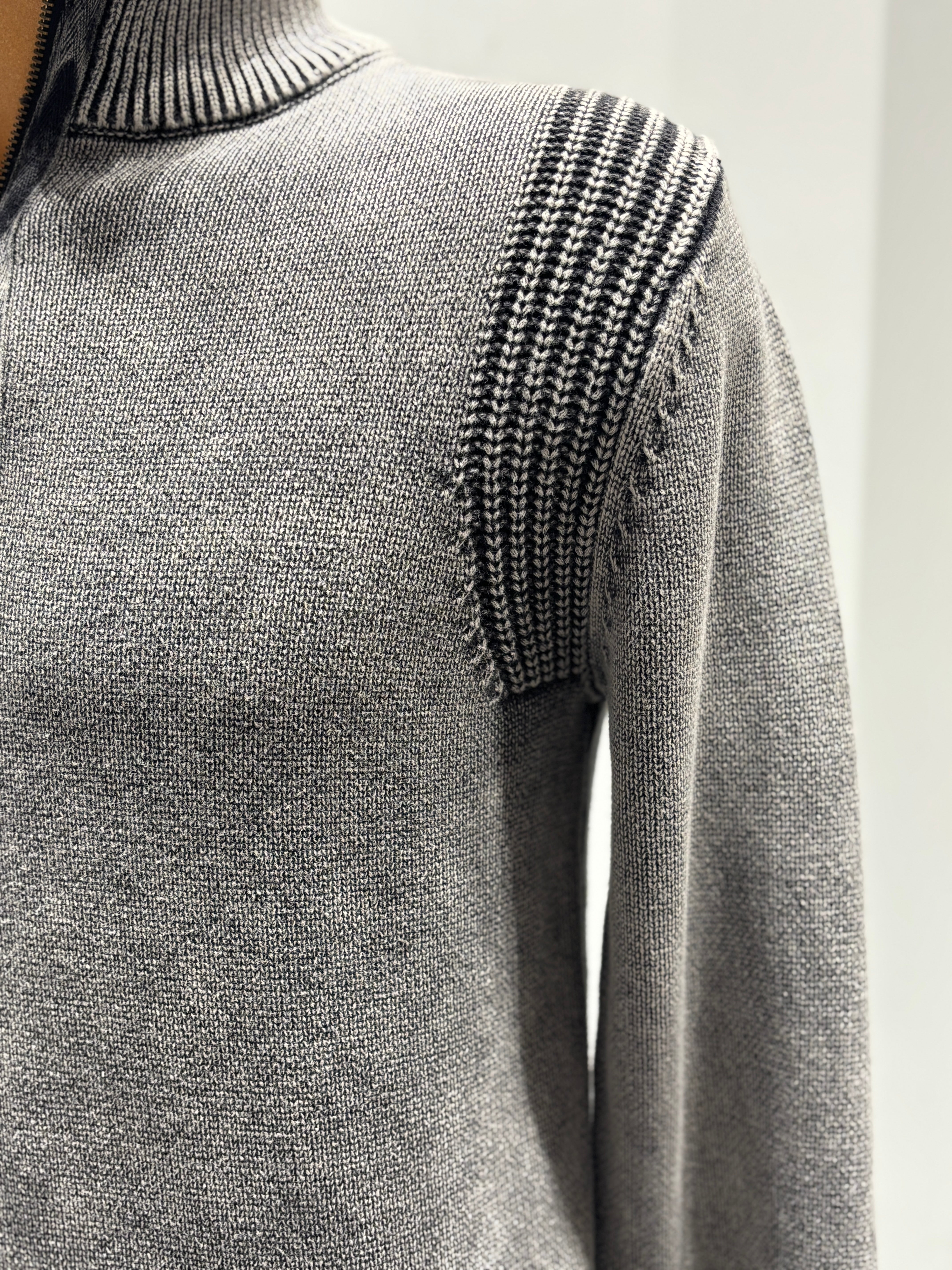 Stone wash jacquard zipper sweater H001