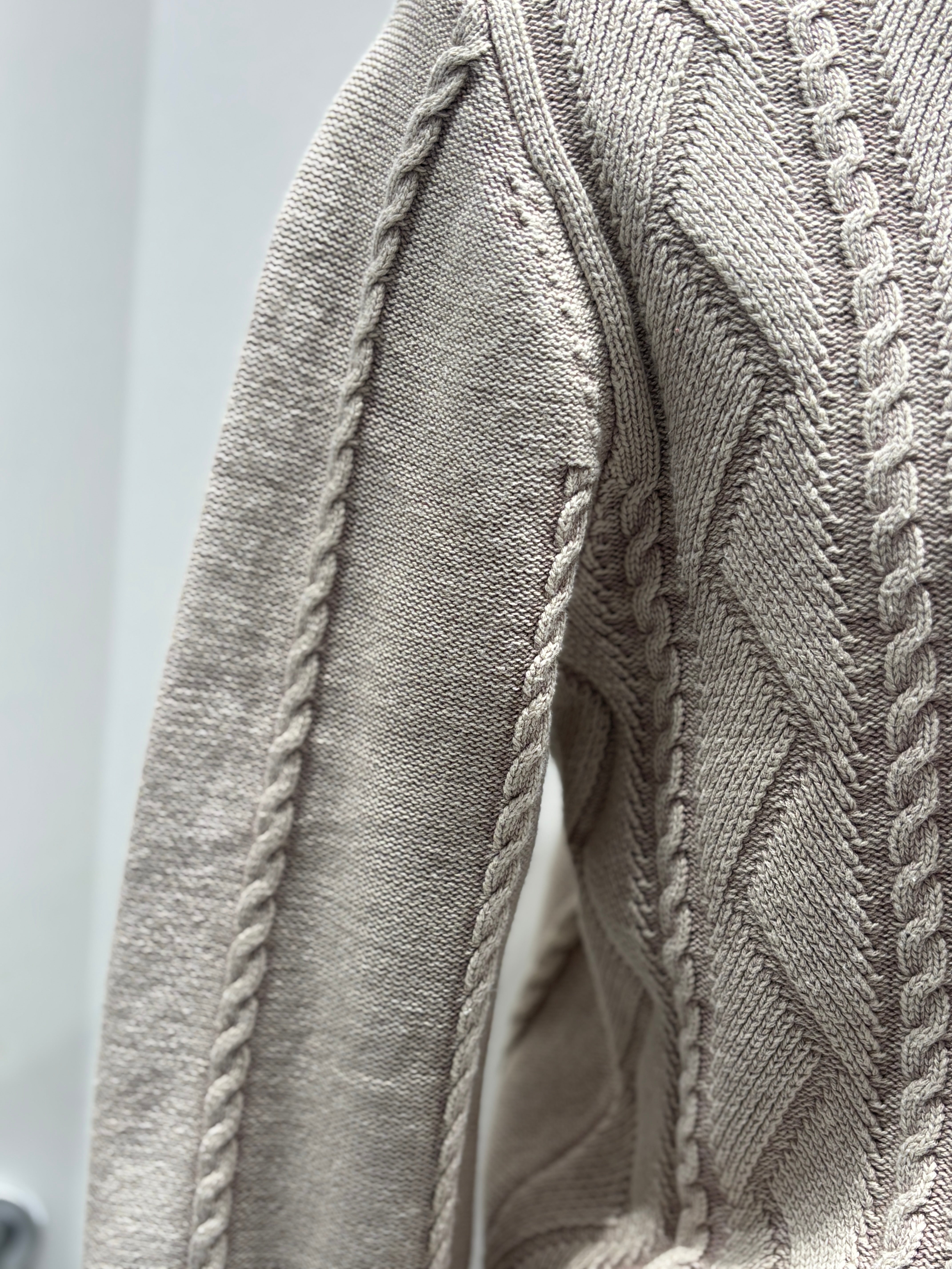 Stone wash jacquard crew-neck sweater H007