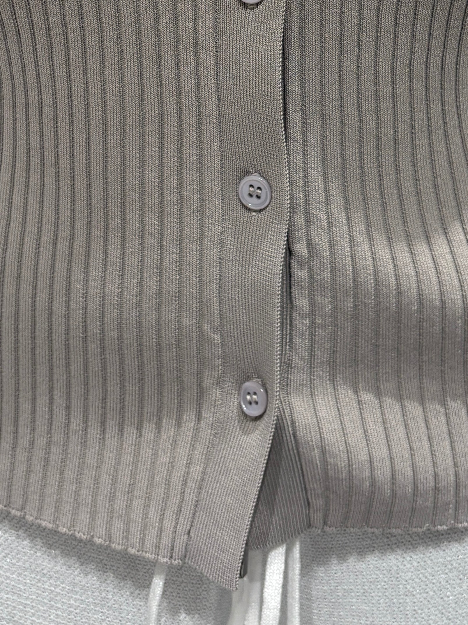 V-neck cardigan 95226