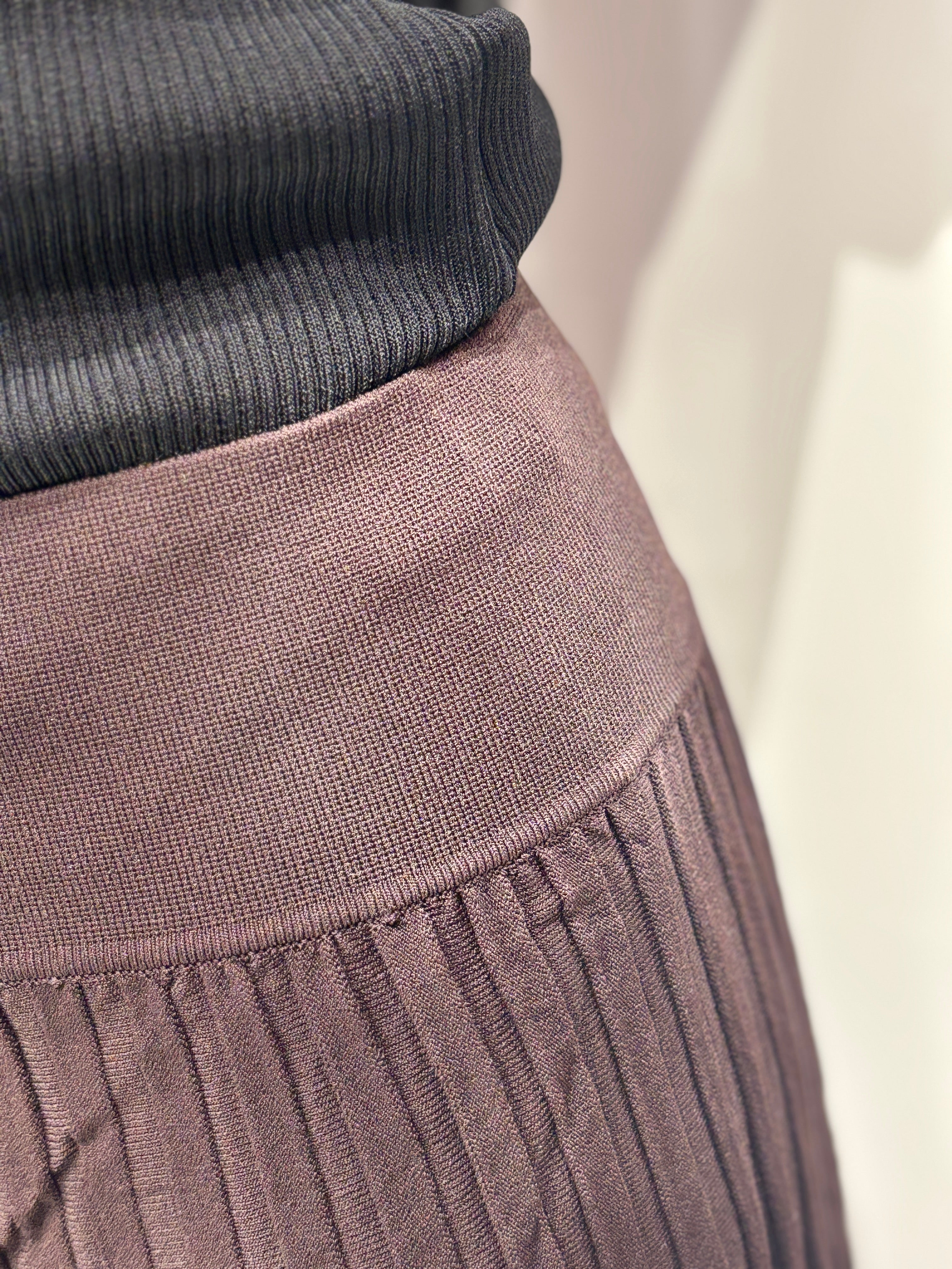 Knitted long skirt K16012