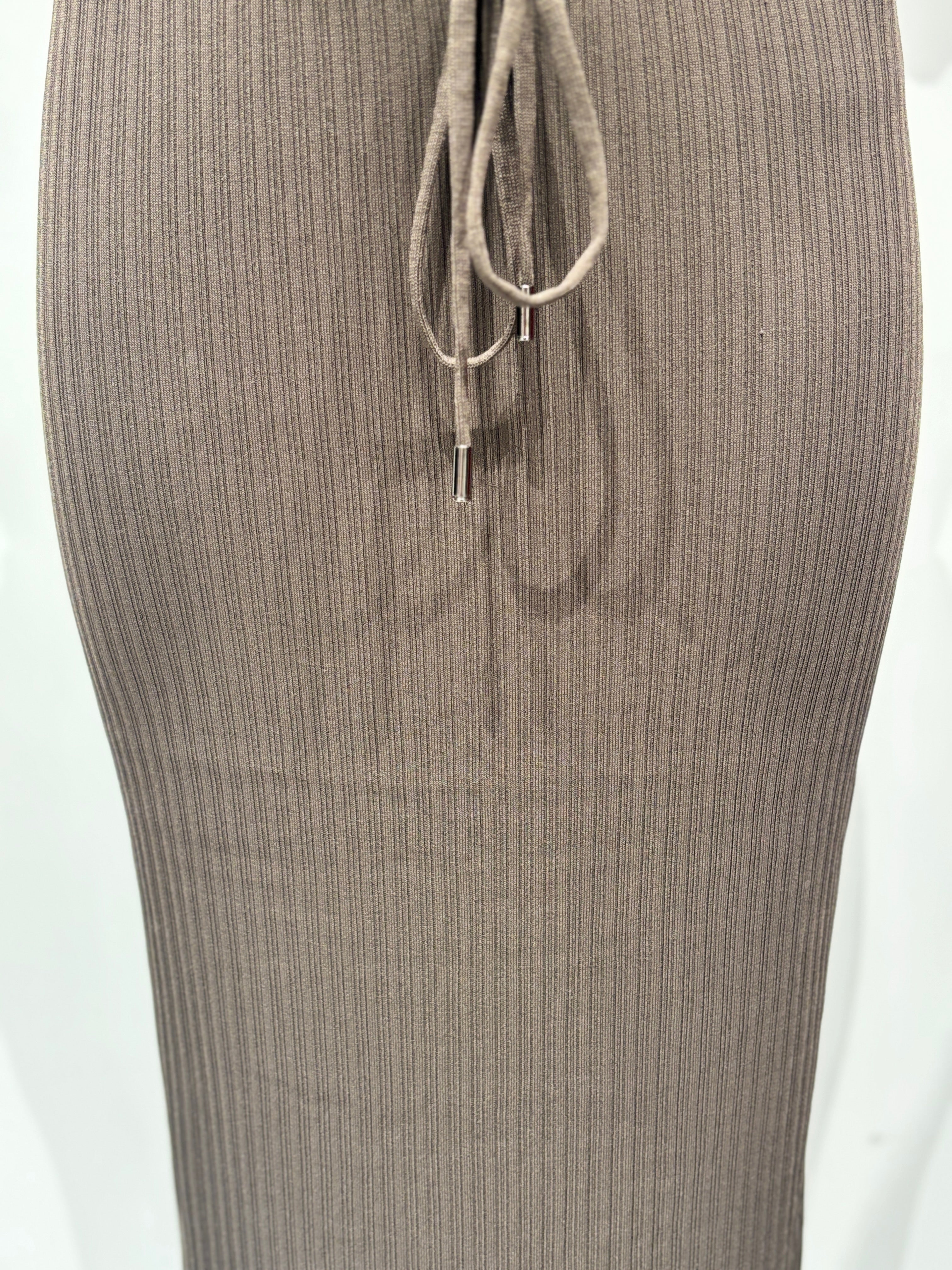 Knitted long pleated skirt 92088