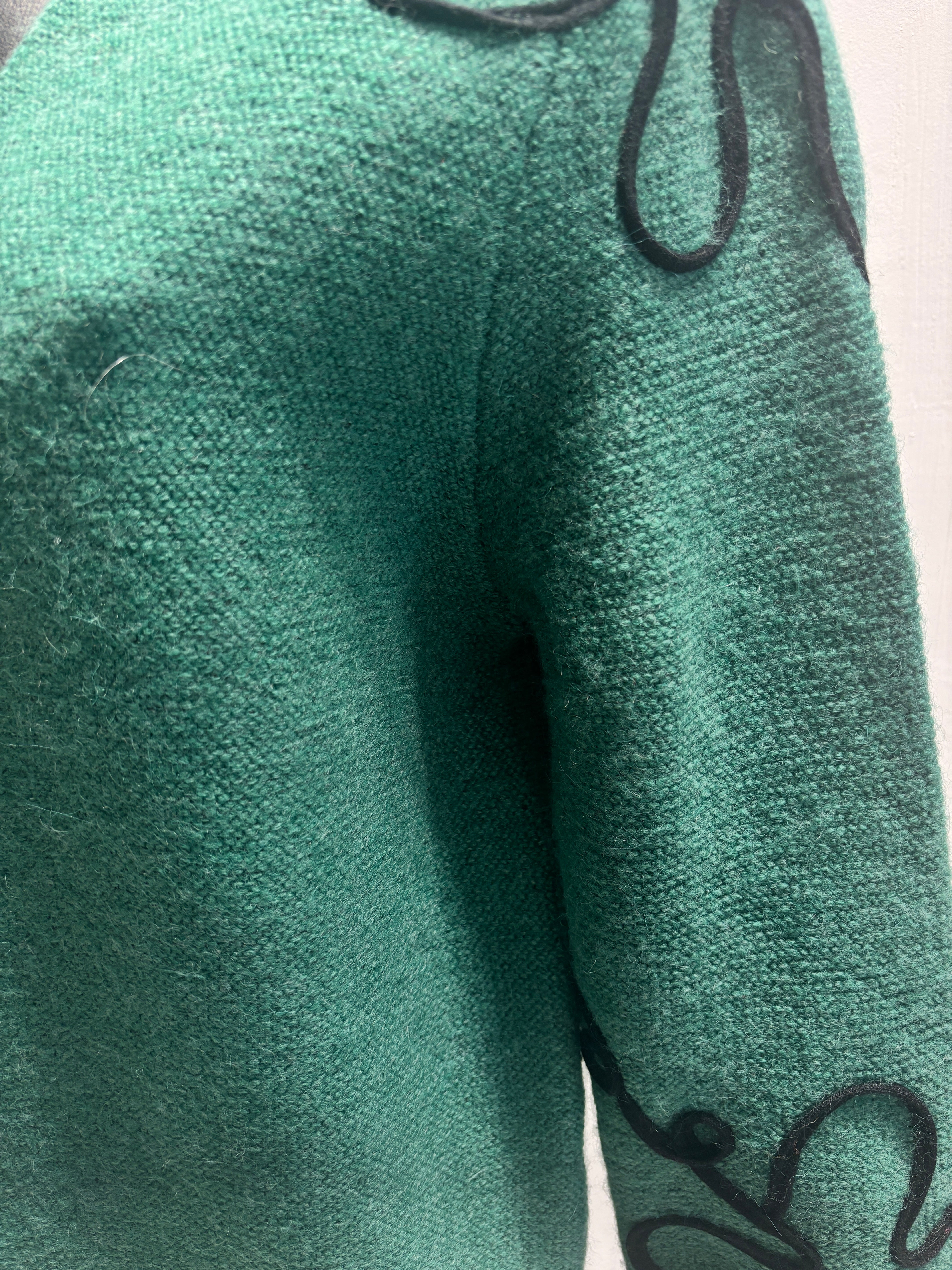 sweater caot embroidered art.6080