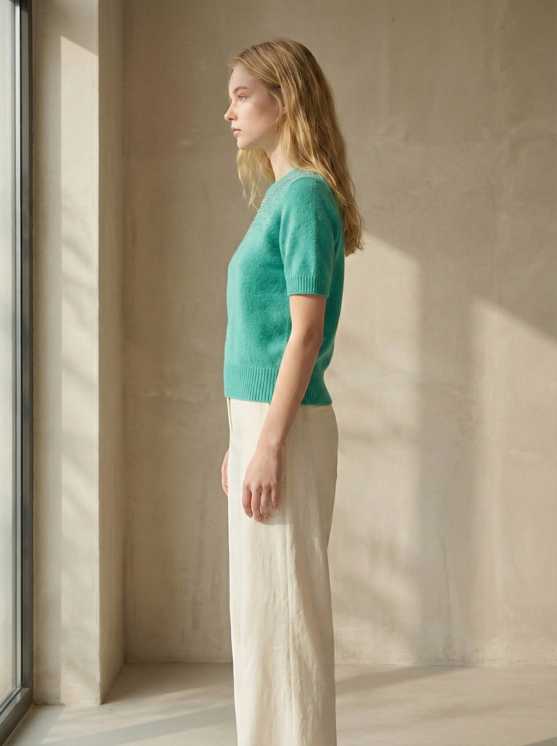 Mid-length sleeve girl necklace art:6069