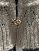 Sweater vest with metal buttons, sleeveless art.21611