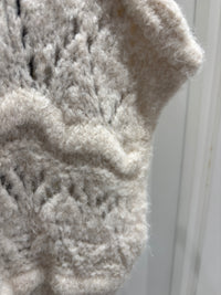 Sweater vest with metal buttons, sleeveless art.21611