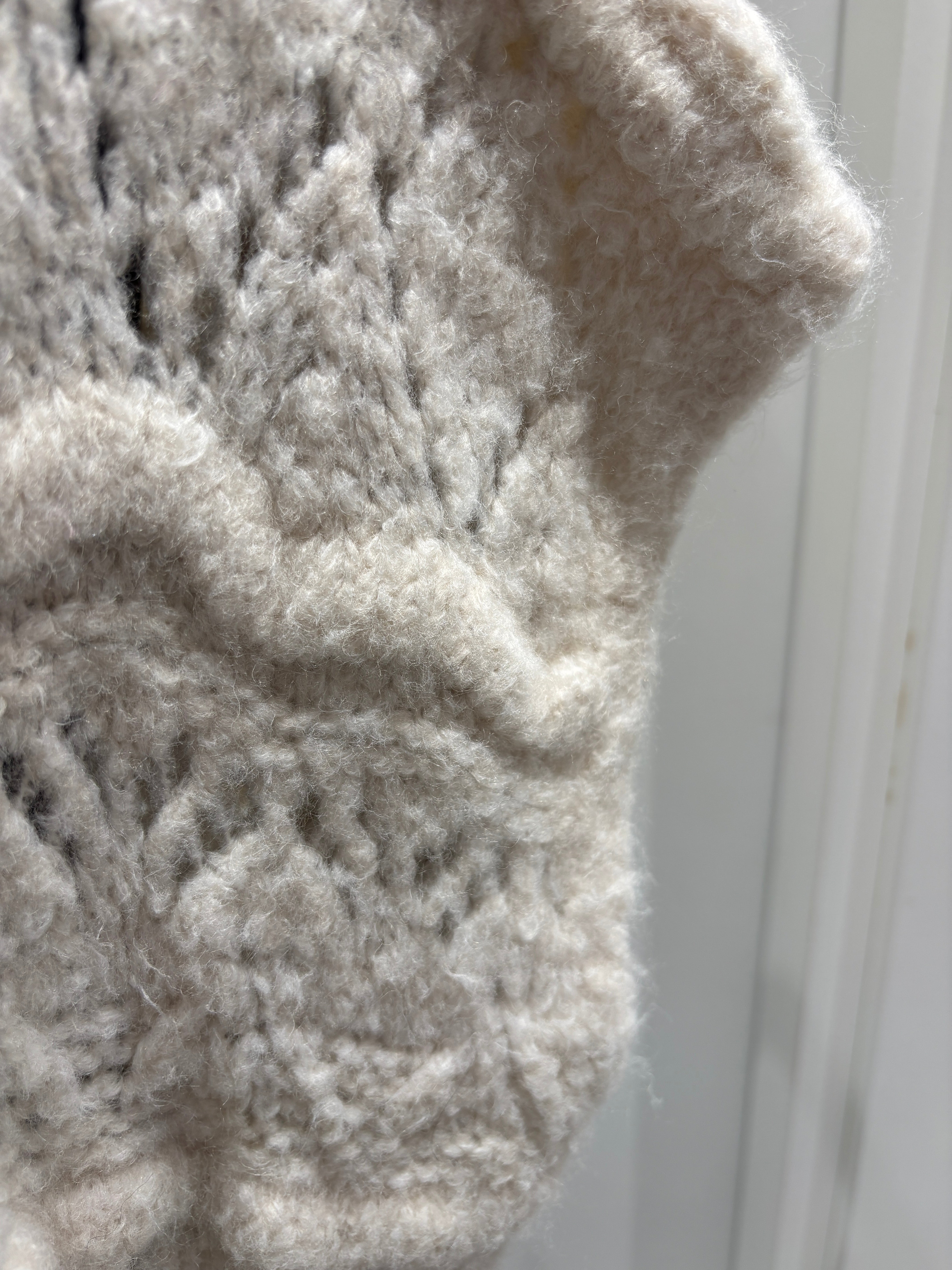 Sweater vest with metal buttons, sleeveless art.21611