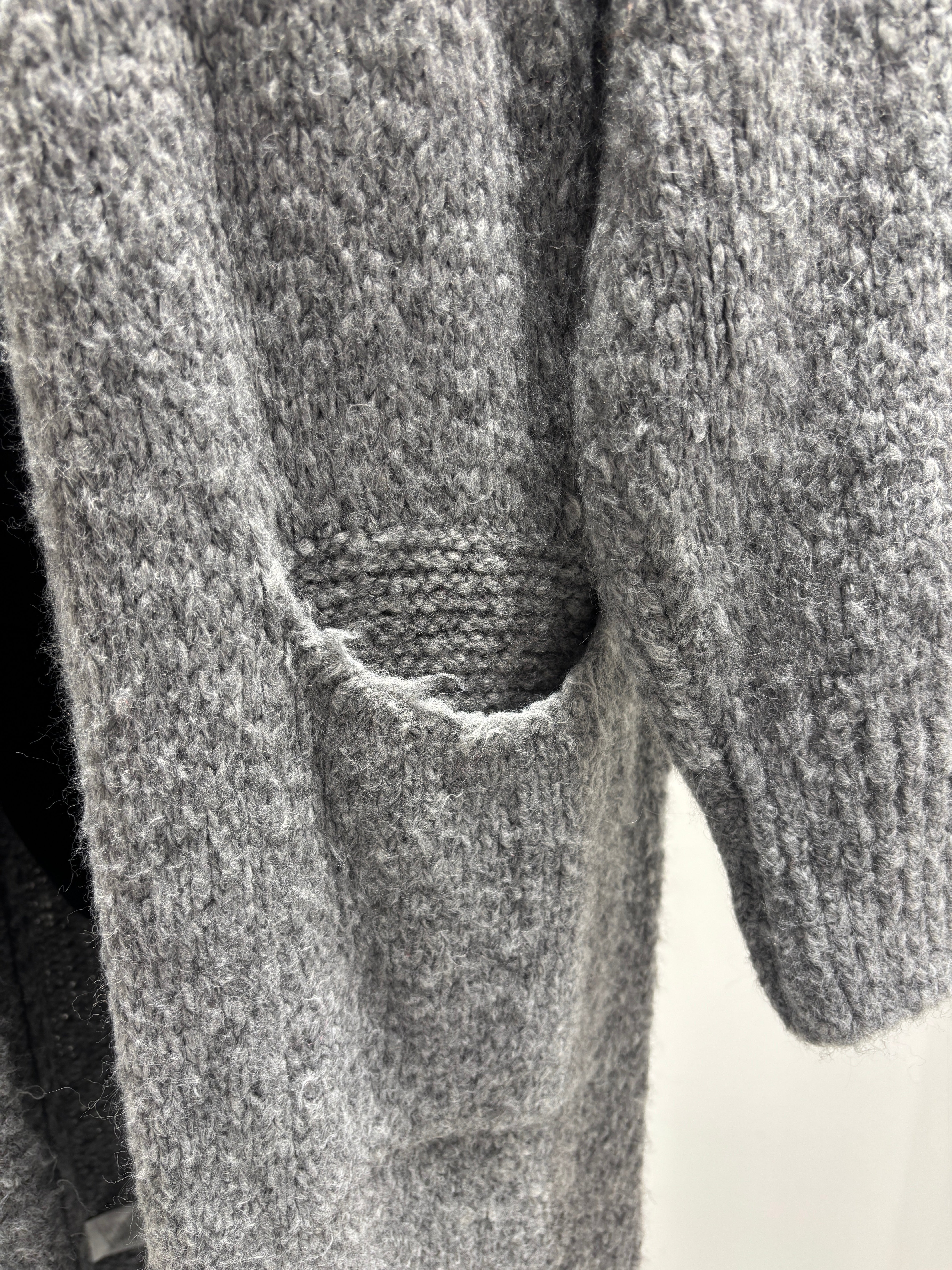 Horse. Jacquard pattern on the back. Sweater/Coat art. 21377