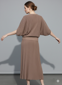 Short-sleeved, batwing sleeves, faux pockets, crew-neck, casual. art.8520