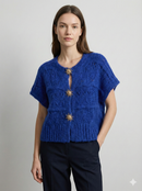 Sweater vest with metal buttons, sleeveless art.21611