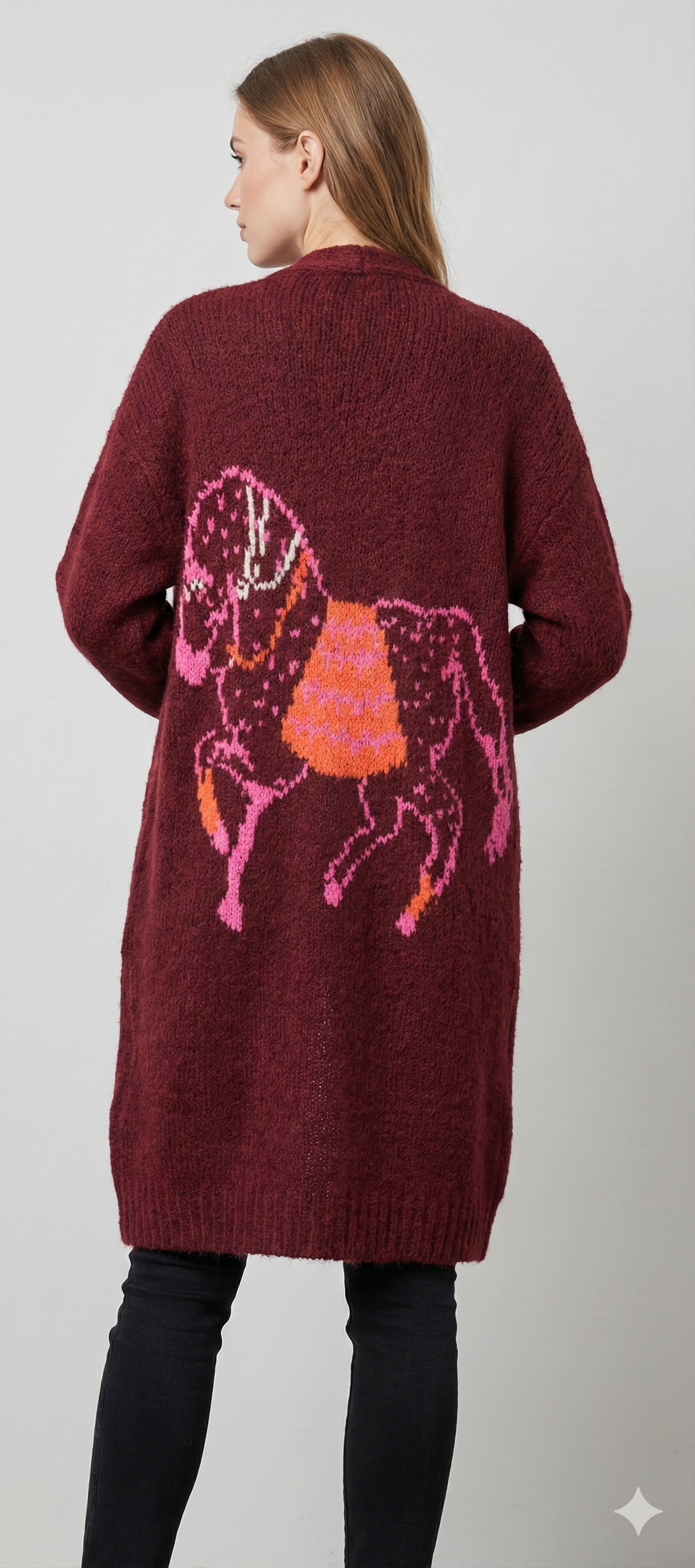 Horse. Jacquard pattern on the back. Sweater/Coat art. 21377