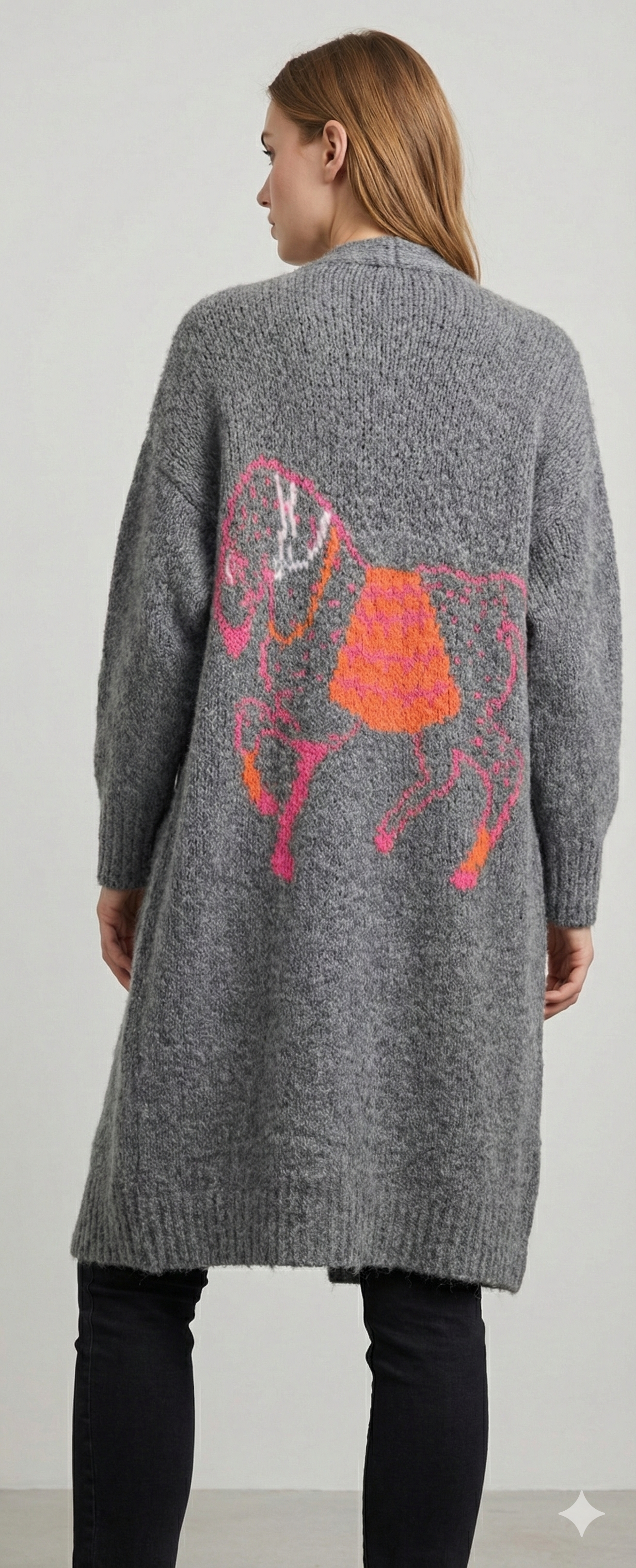 Horse. Jacquard pattern on the back. Sweater/Coat art. 21377