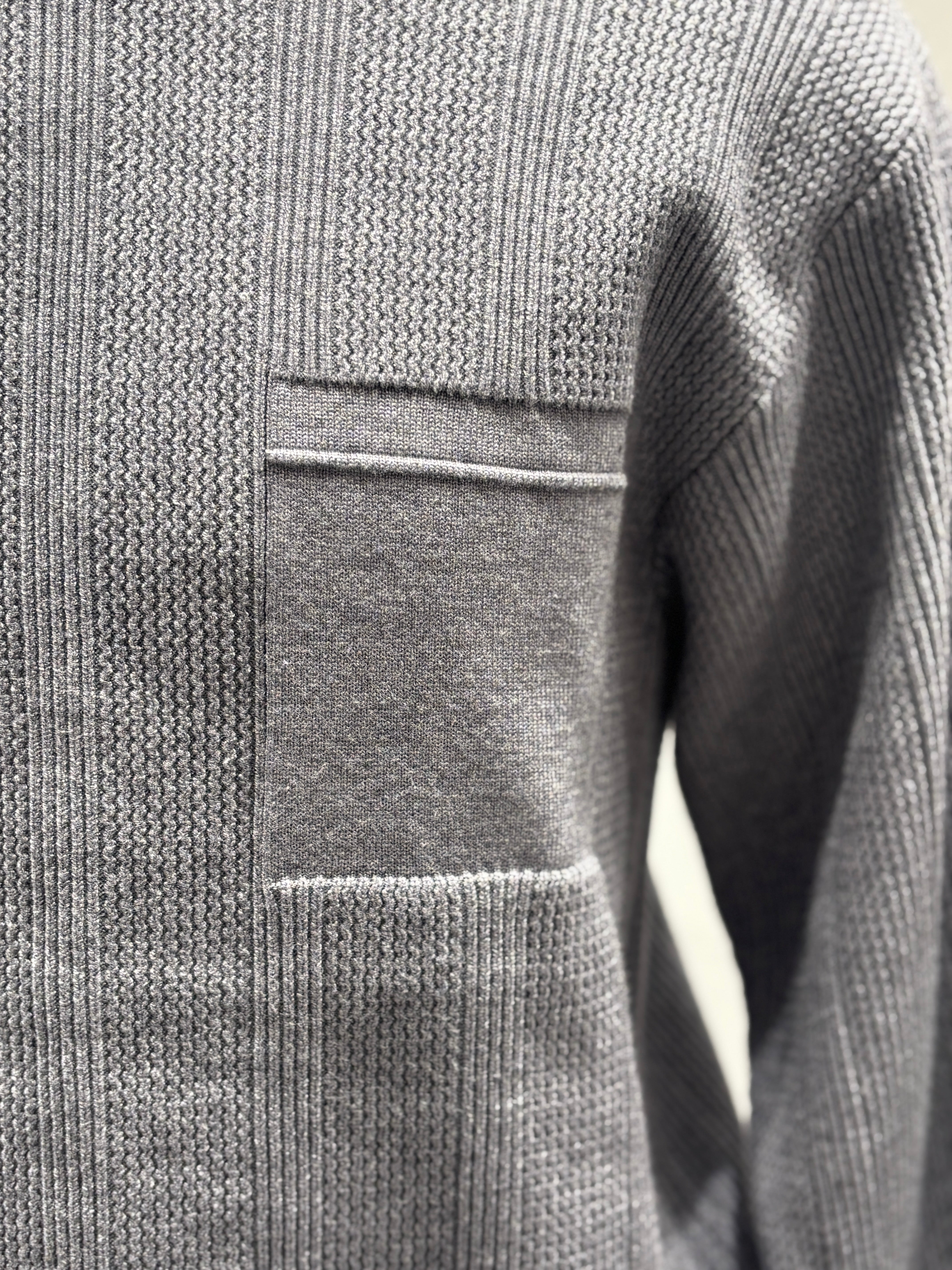 Men's fake pocket Sweater H026