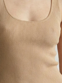 V-neck ribbed, high-elasticity women's vest - a summer essential. 92009B