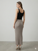 Knitted long pleated skirt 92088