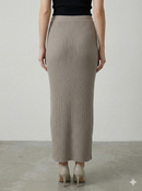 Knitted long pleated skirt 92088