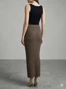 Knitted long pleated skirt 92088