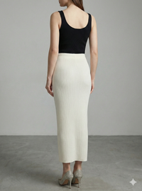 Knitted long pleated skirt 92088