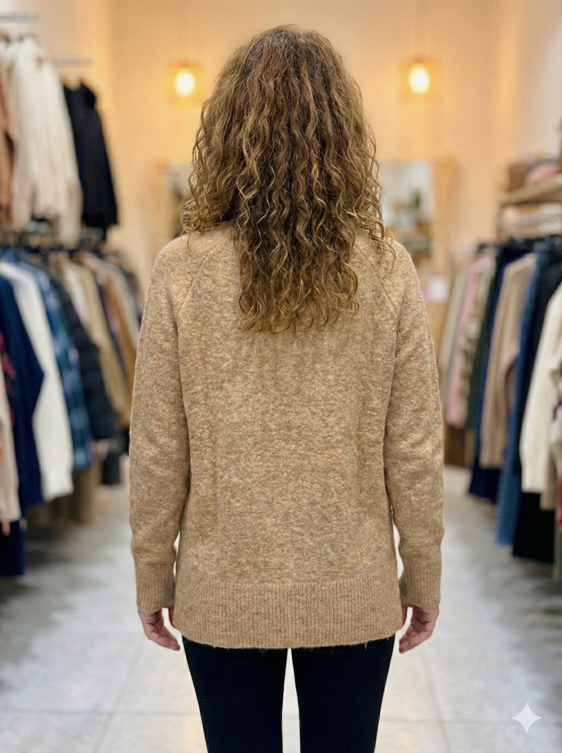 Simple and casual art.6022