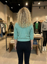 Mid-length sleeve girl necklace art：6062