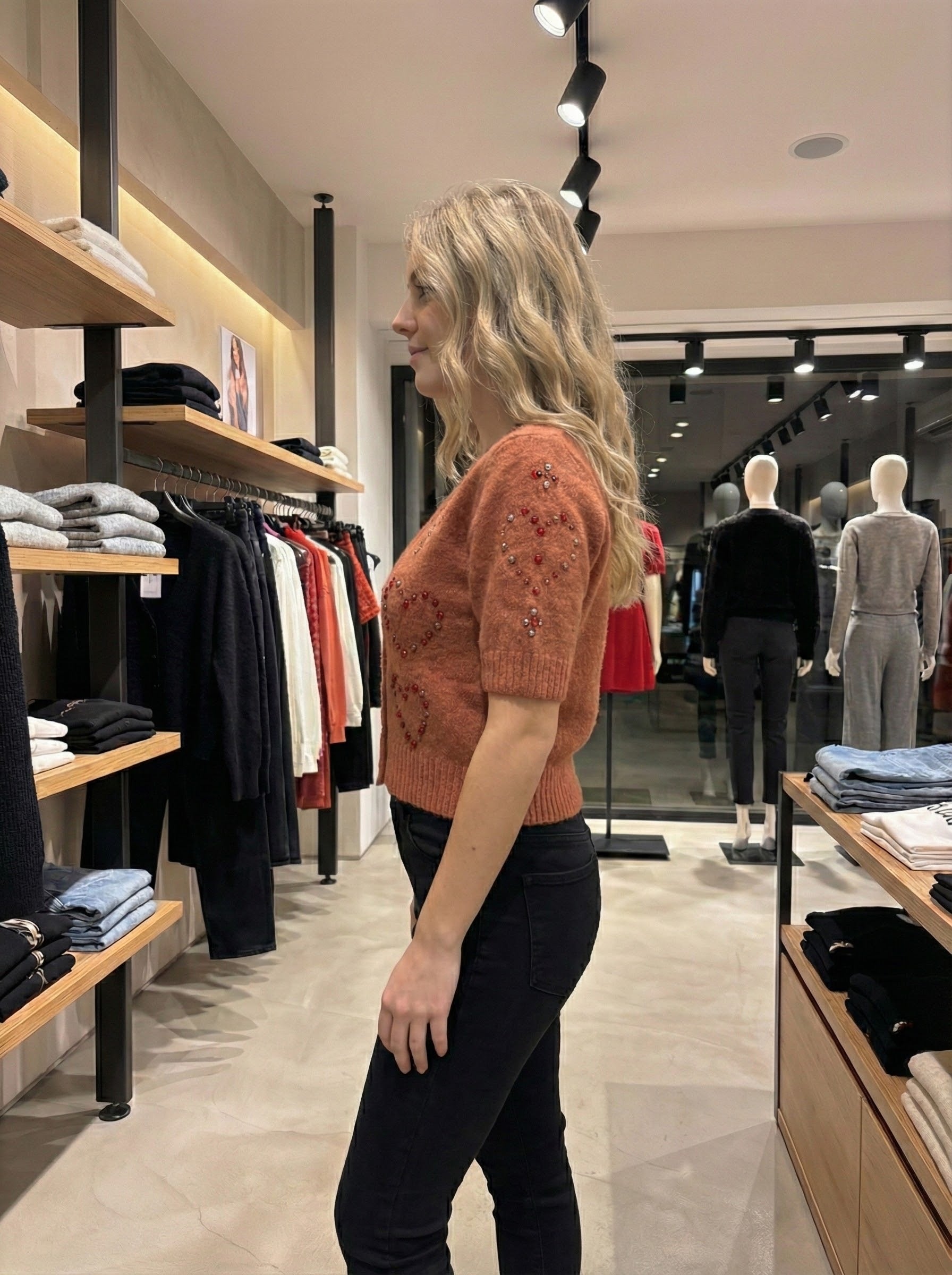 short sleeve girl diamond art：6065